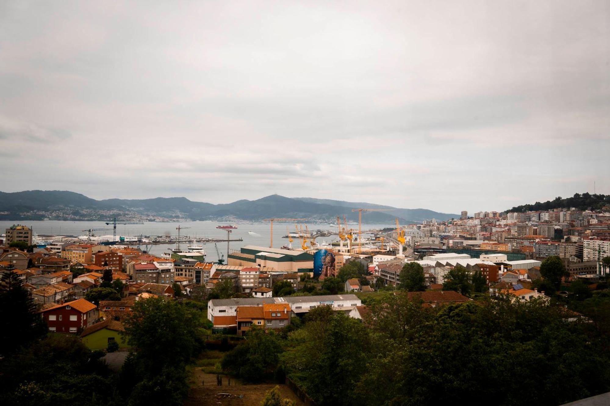 Vistas A La Ria B&t Apartment